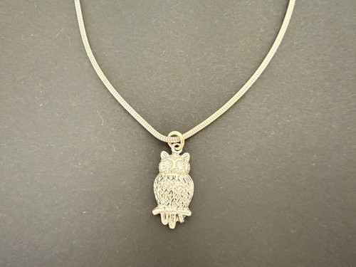 Eule aus silber mit - 🦉,