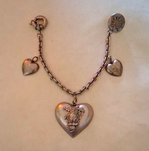 Silberfarbenes charivari charm - charivari,